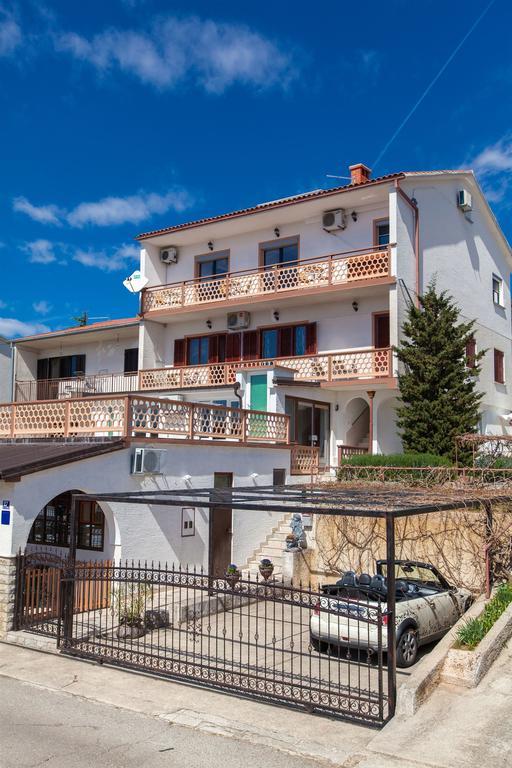 Apartments Vita Novi Vinodolski Rom bilde